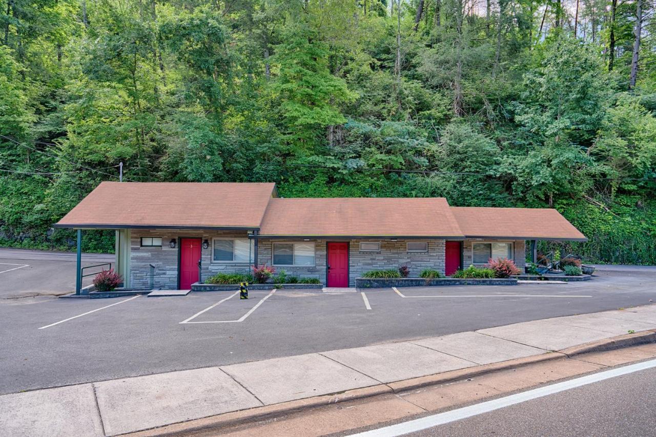 Newly Remodeled Motel In Gatlinburg! Exterior foto